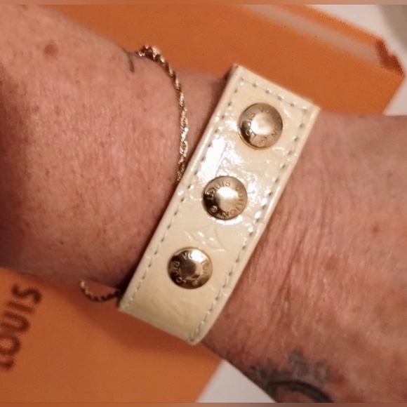 Louis Vuitton Bracelet Vernis FLAWLESS - Picture 1 of 5